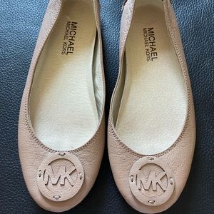 Michael Kors Ballet flats size 6